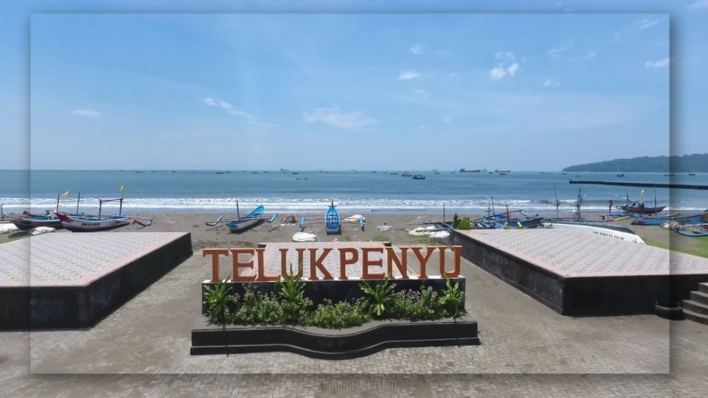 Teluk Penyu Beach: Your Secret Escape from Crowds in Cilacap